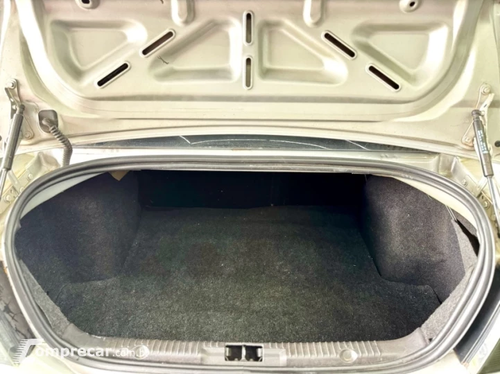 FIESTA 1.0 Rocam SE Sedan 8V