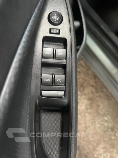 ONIX HATCH LT 1.0 12V FLEX 5P MEC