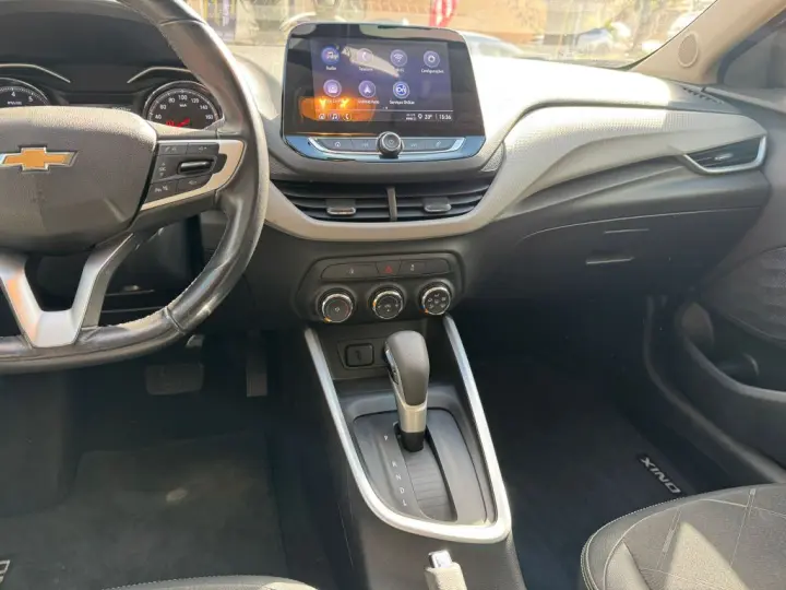ONIX HATCH PREM. 1.0 12V TB Flex 5p Aut.