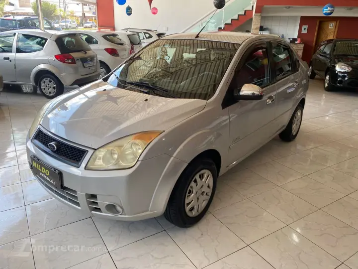 FIESTA 1.6 MPI Class Sedan 8V