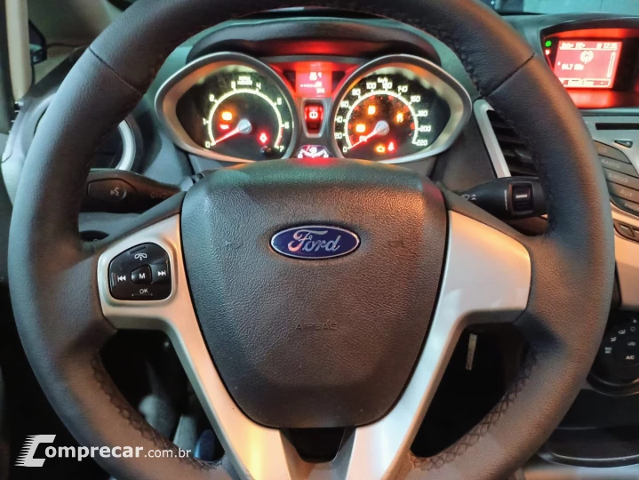 FIESTA 1.6 SE Plus Hatch 16V