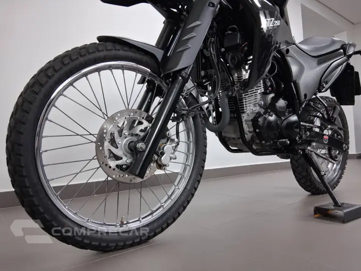 YAMAHA XTZ 250 LANDER