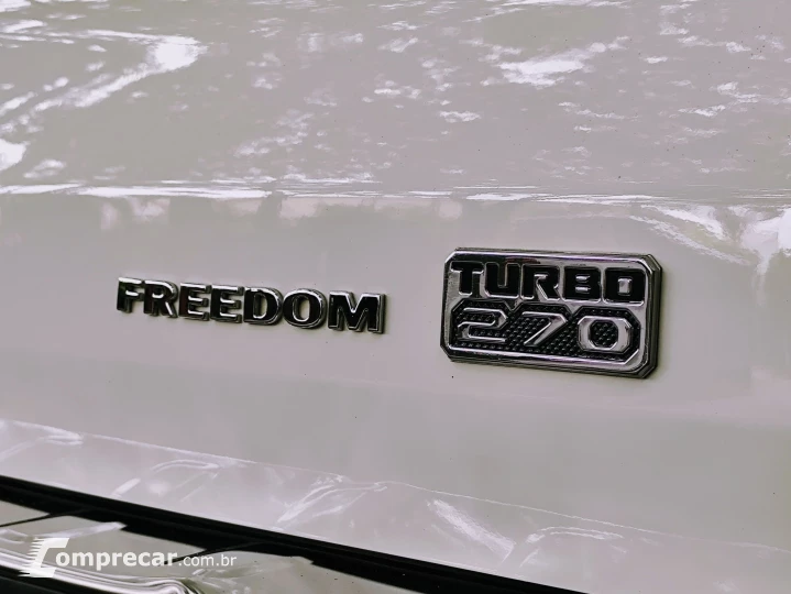 TORO 1.3 TURBO 270 FLEX FREEDOM AT6