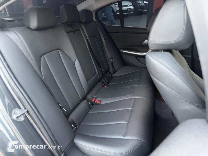330i M Sport 2.0 TB 16V 4p