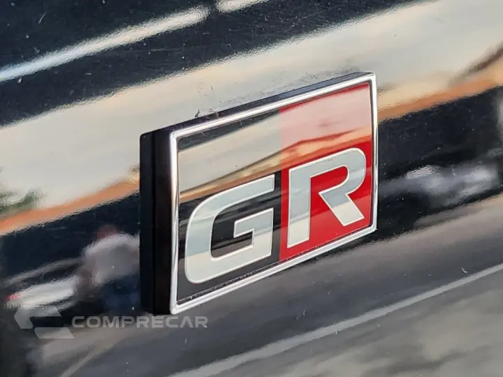 HILUX 2.8 D-4D TURBO DIESEL CD GR-S 4X4 AUTOMÁTICO