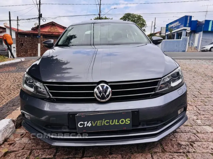 JETTA Highline 2.0 TSI 16V 4p Tiptronic