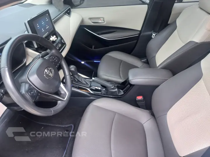 COROLLA 1.8 VVT-I Hybrid Altis Premium