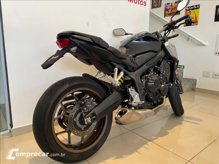 CB 650 R ABS