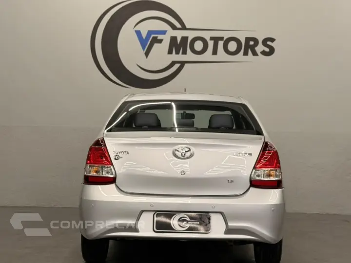ETIOS 1.5 X PLUS 16V FLEX 4P AUTOMÁTICO