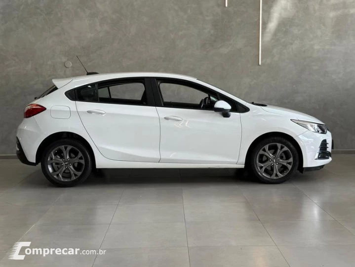 CHEV CRUZE LT HB AT