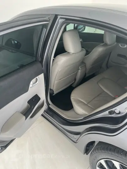 CIVIC 2.0 LXR 16V