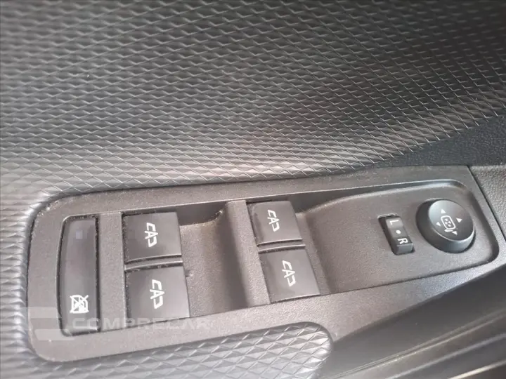 TRACKER 1.0 TURBO FLEX AUTOMÁTICO