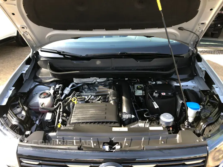 T-Cross 1.4 250 Tsi Total Flex Highline Automático