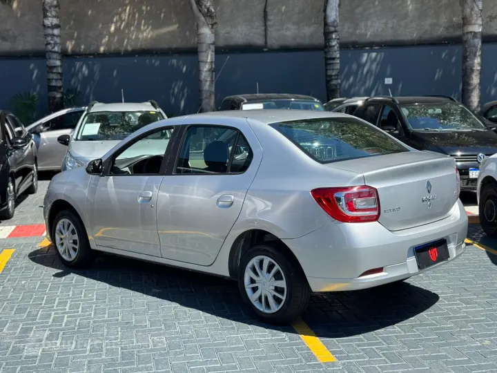 LOGAN 1.6 Expression 8V