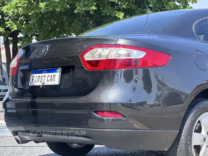 FLUENCE 2.0 DYNAMIQUE 16V FLEX 4P AUTOMÁTICO