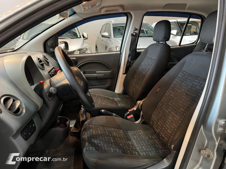 UNO 1.0 EVO VIVACE 8V FLEX 4P MANUAL