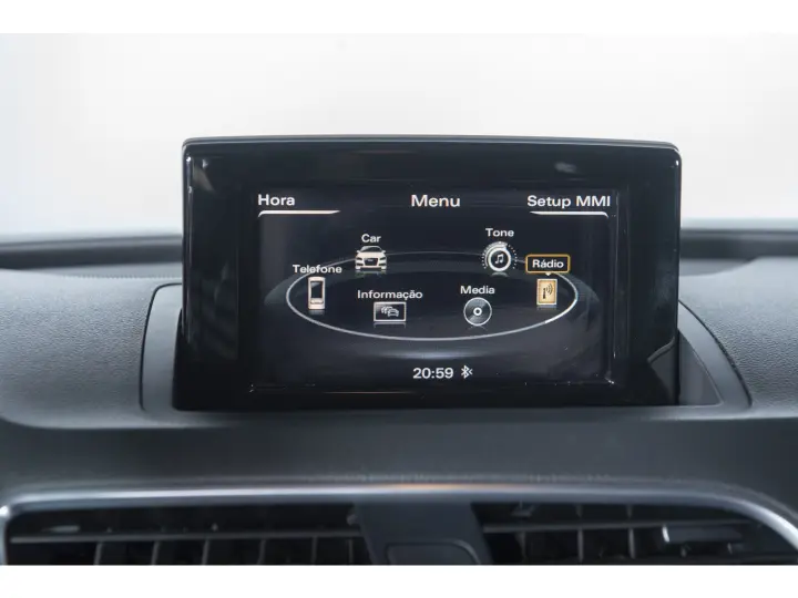 Q3 1.4 TFSI AMBIENTE GASOLINA 4P S TRONIC