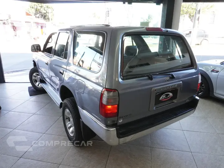 HILUX SW4 2.7 4X4 16V GASOLINA 4P MANUAL