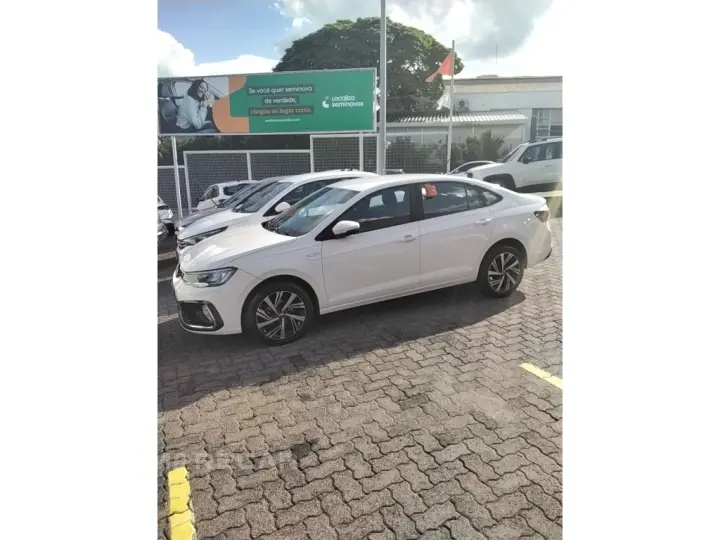 VIRTUS 1.0 200 TSI HIGHLINE AUTOMÁTICO