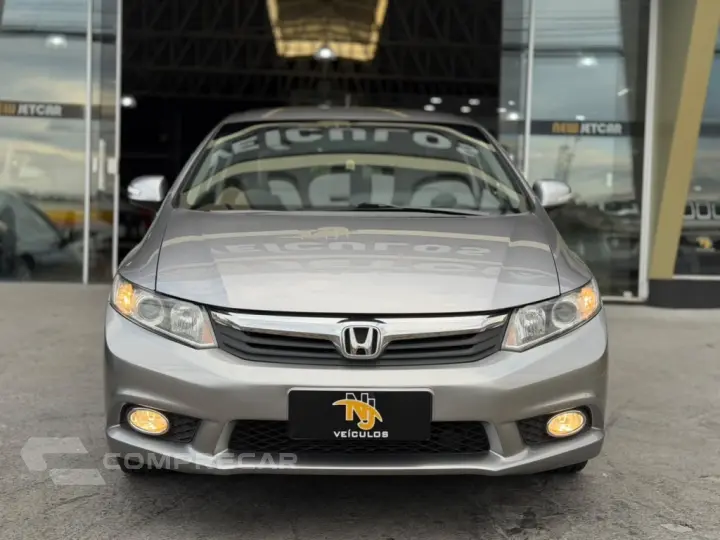 CIVIC 1.8 LXS 16V FLEX 4P AUTOMÁTICO