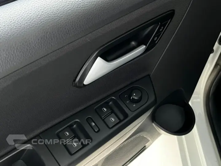 Fox 1.6 Mi I MOTION Total Flex 8V 5p