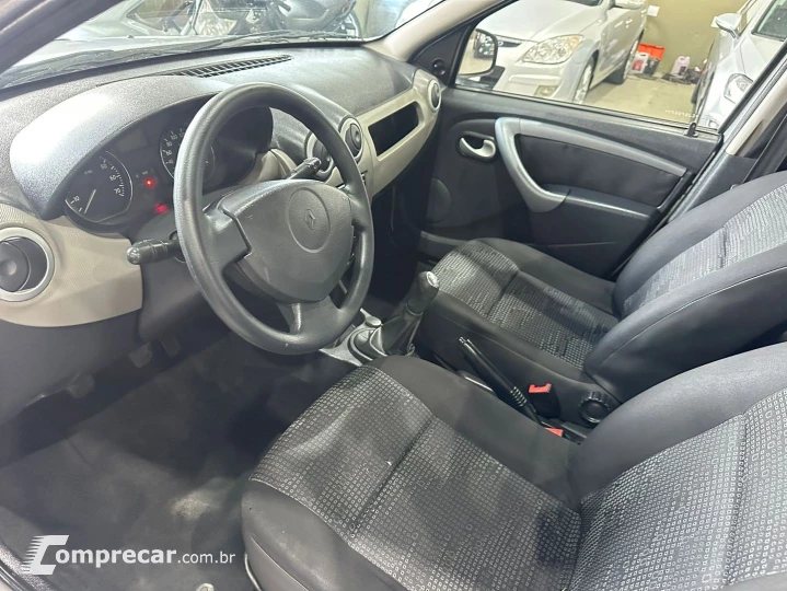 Sandero 1.6 EXPRESSION 8V FLEX 4P MANUAL