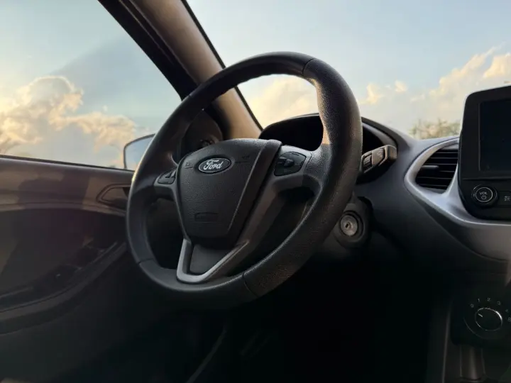 Ka 1.5 Sedan SE Plus 12V Flex 4p Aut.