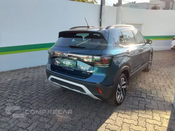 T-CROSS 1.0 200 TSI TOTAL FLEX COMFORTLINE AUTOMÁTICO