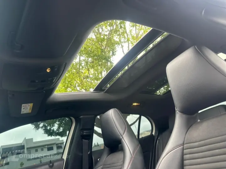 GLA 250 2.0 16V TURBO GASOLINA SPORT 4P AUTOMÁTICO