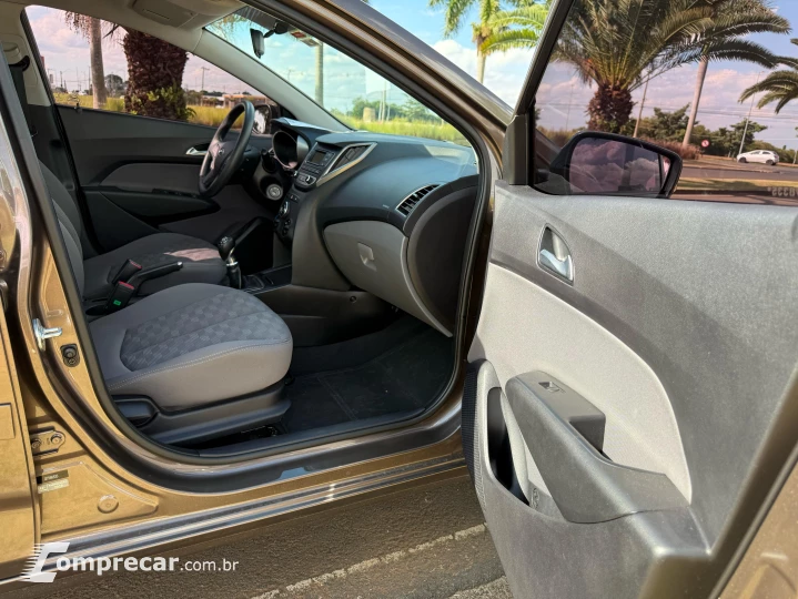 HB20S 1.6 Comfort Plus 16V