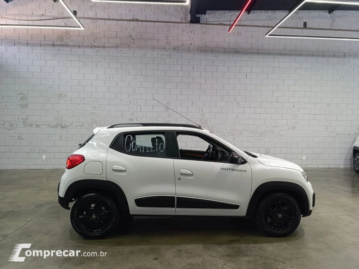Kwid 1.0 12V Sce Flex Outsider Manual