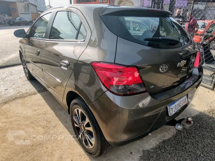 ONIX 1.4 MPFI LTZ 8V