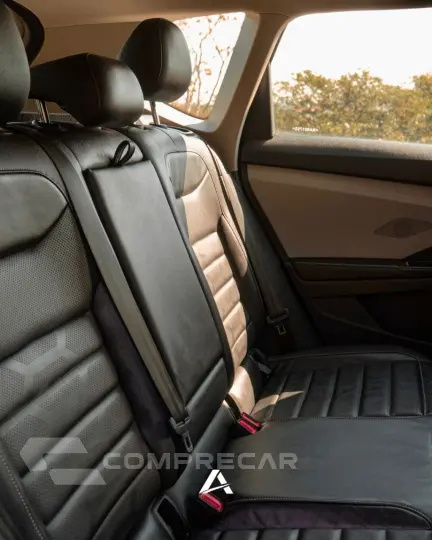 TAOS Comfortline 1.4 250 TSI Flex Aut.
