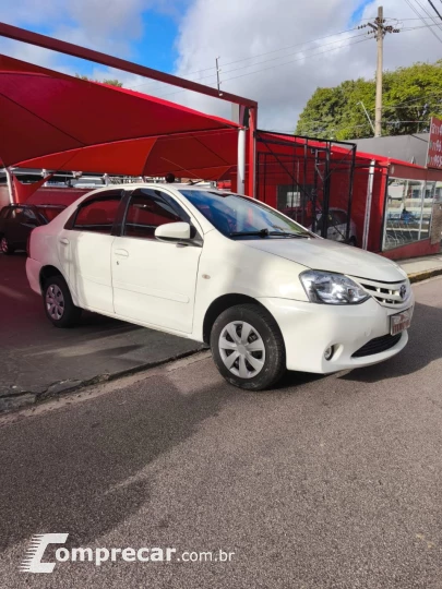 ETIOS 1.5 XS Sedan 16V