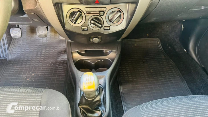 LIVINA 1.6 S 16V