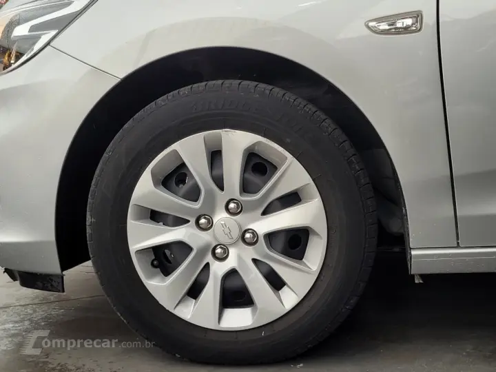 ONIX HATCH LT 1.0 12V Flex 5p Mec.