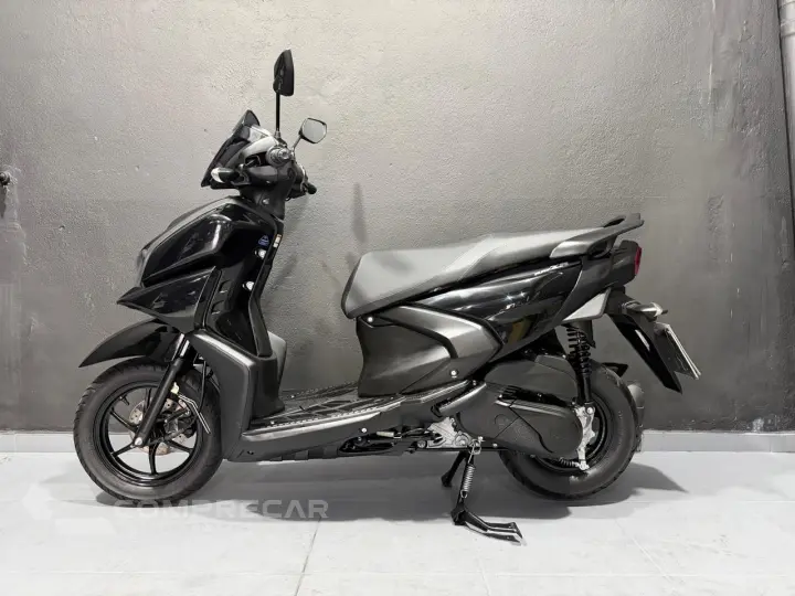 RAY ZR 125 CBS