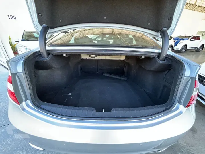 AZERA 3.0 V6 24V 4p Aut.