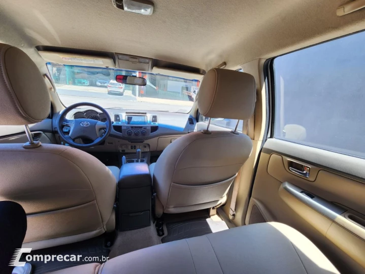 Hilux SW4 SR 4x2 2.7/ 2.7 Flex 16V Aut.