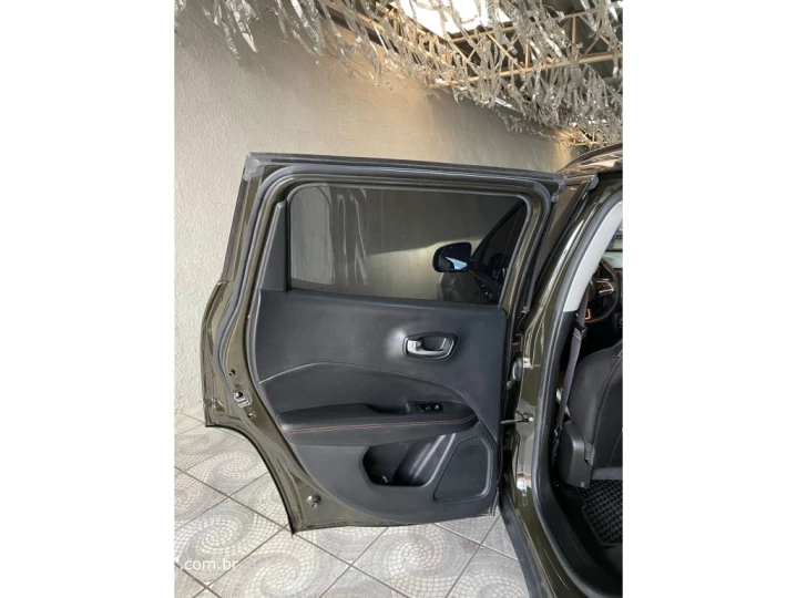 COMPASS 2.0 16V DIESEL TRAILHAWK 4X4 AUTOMÁTICO