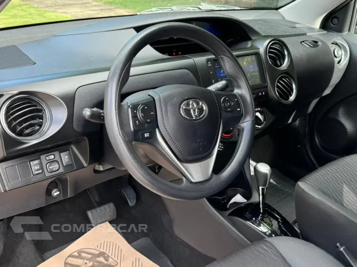 ETIOS 1.5 X Plus Sedan 16V