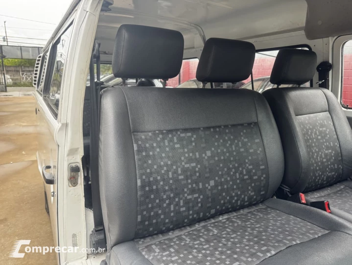 Kombi 1.4 FLEX STD 9 LUGARES