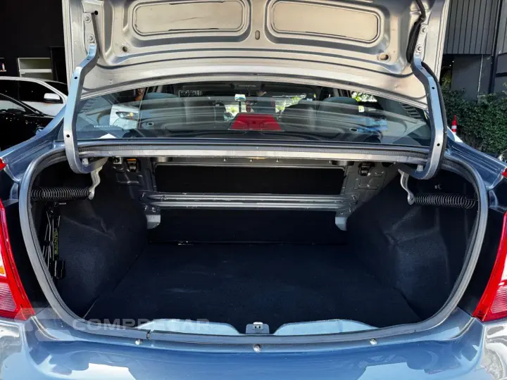 LOGAN 1.6 Expression 16V