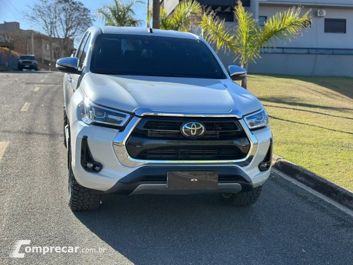 HILUX 2.8 D-4D TURBO DIESEL CD SRX 4X4 AUTOMÁTICO