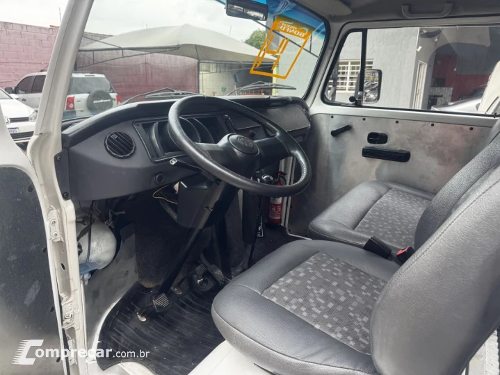 Kombi 1.4 FLEX STD 9 LUGARES