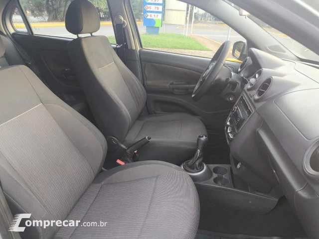 GOL - 1.0 MI 8V 4P MANUAL