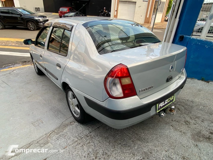 CLIO 1.0 Privilége Sedan 16V
