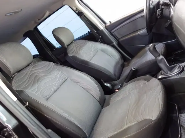 DUSTER - 1.6 4X2 16V 4P MANUAL