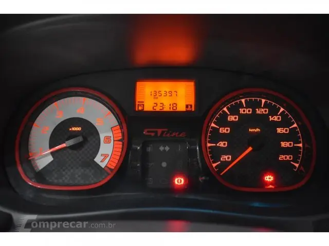 SANDERO - 1.6 GT LINE LIMITED 4P MANUAL