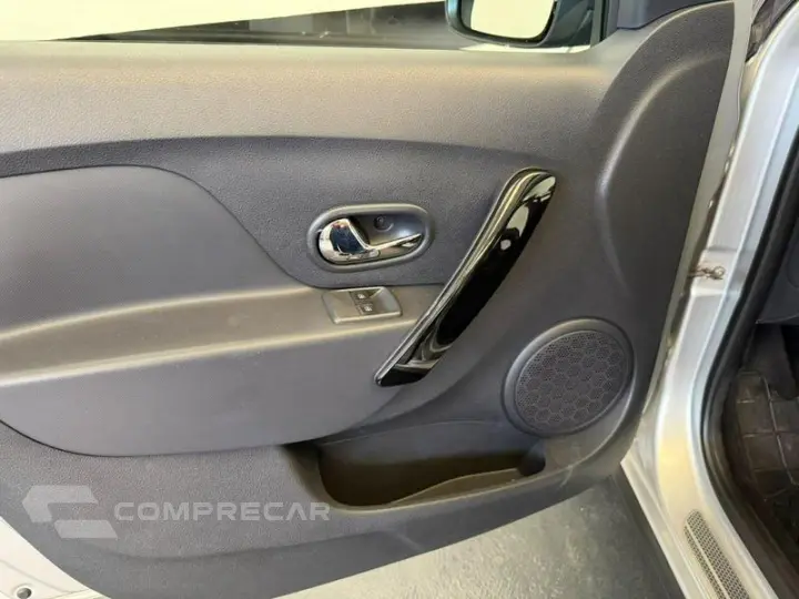 SANDERO STEPWAY 1.6 16V HI-FLEX AUT.